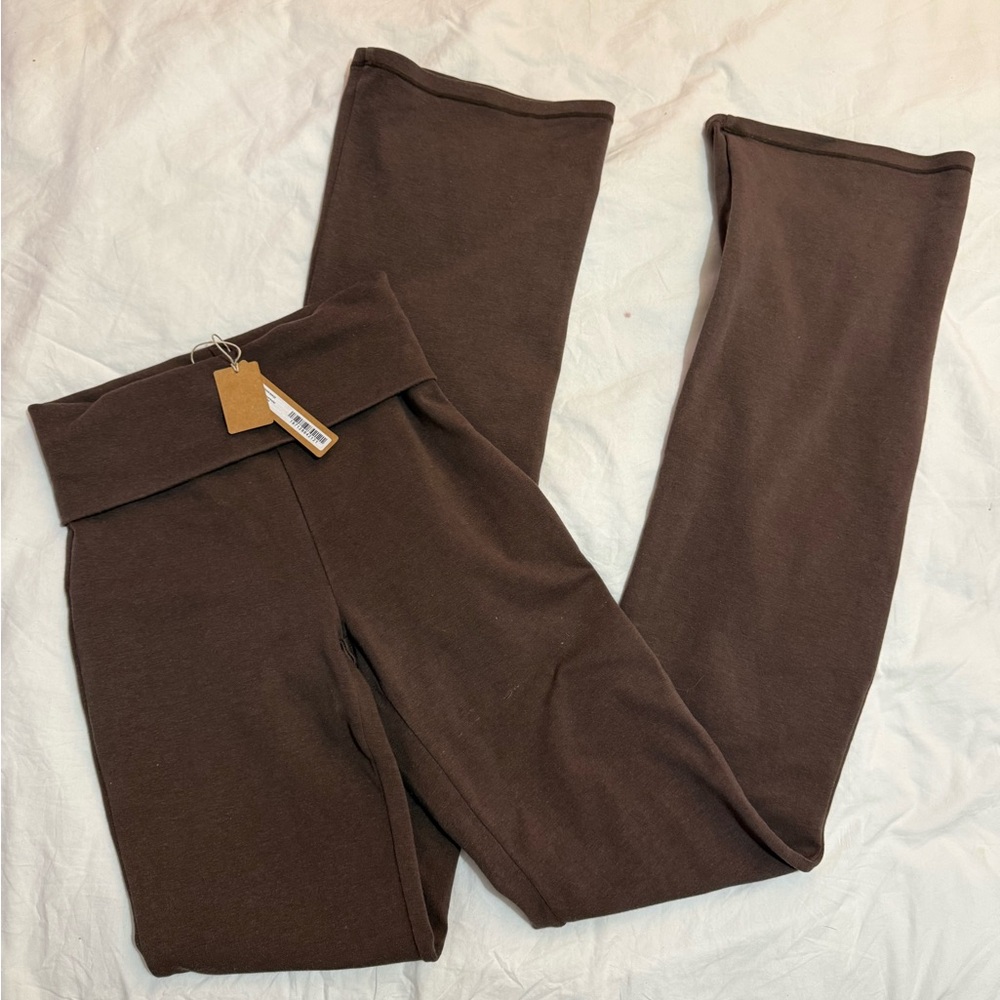 Skims fold over flare pants